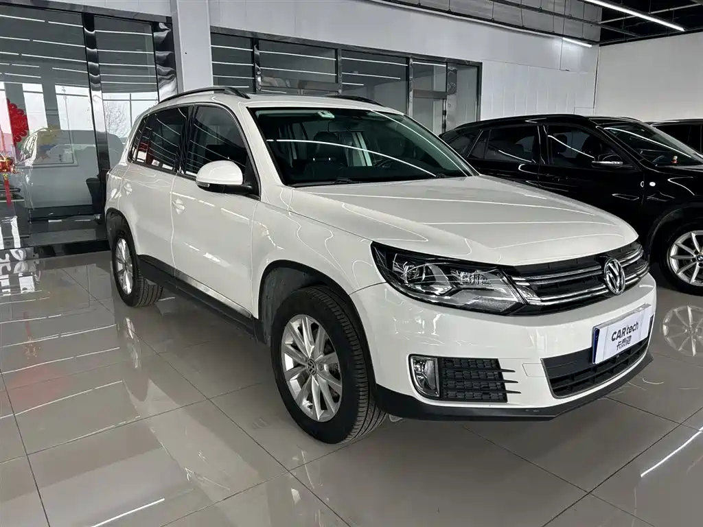 Volkswagen Tiguan — фото 3
