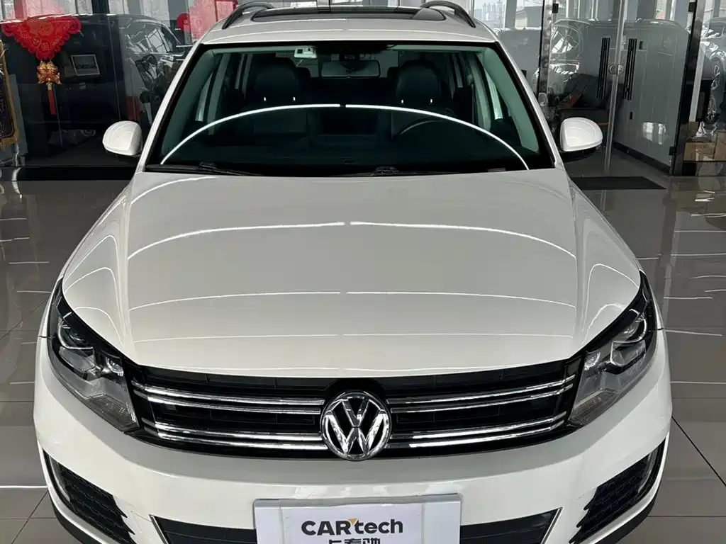 Volkswagen Tiguan — фото 4
