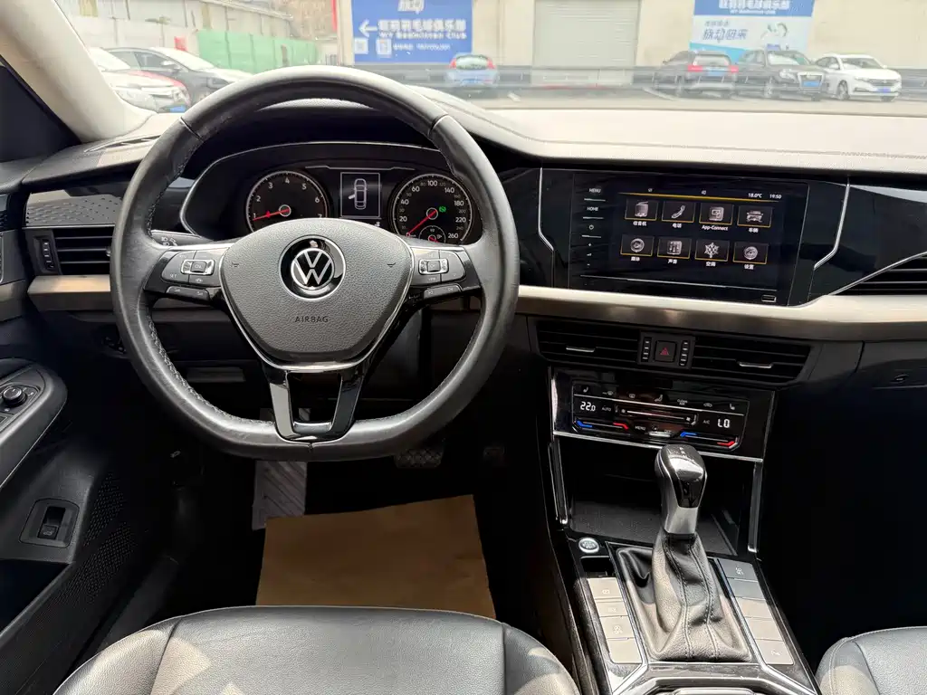 Volkswagen Passat — фото 5
