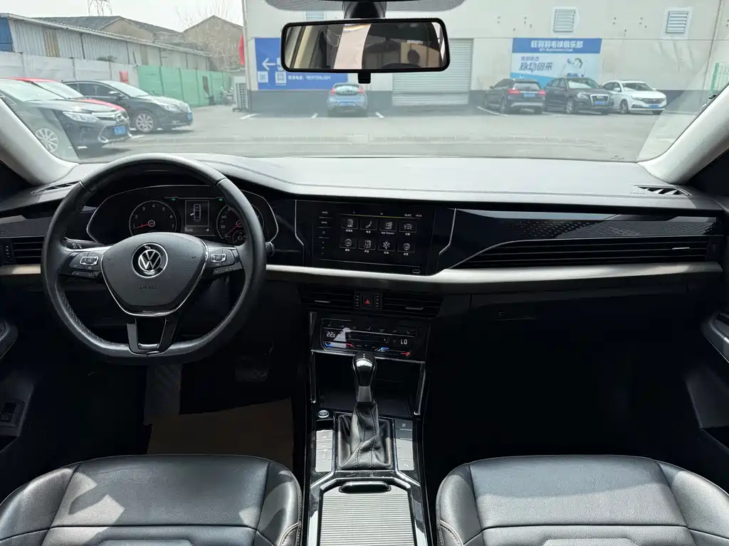 Volkswagen Passat — фото 9