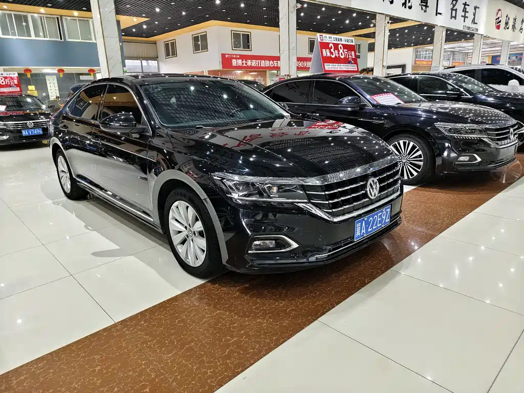 Volkswagen Passat — фото 3