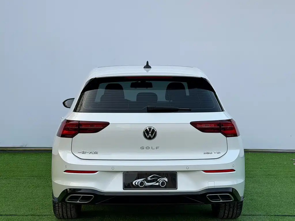 Volkswagen Golf — фото 8