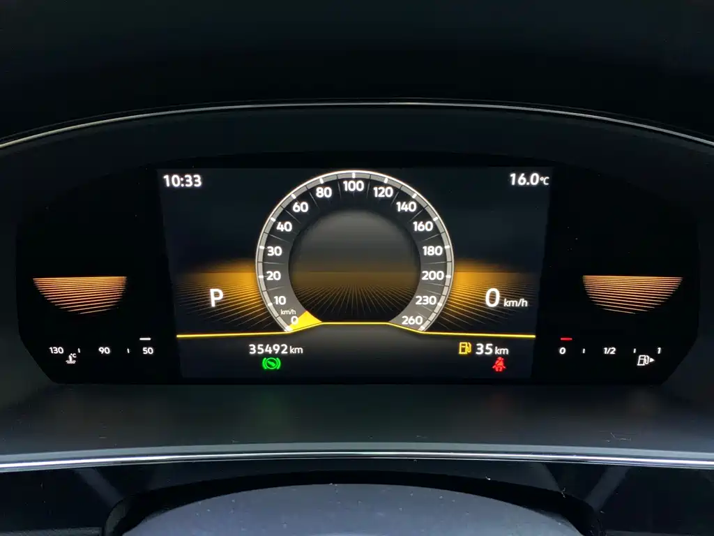Volkswagen Passat — фото 8
