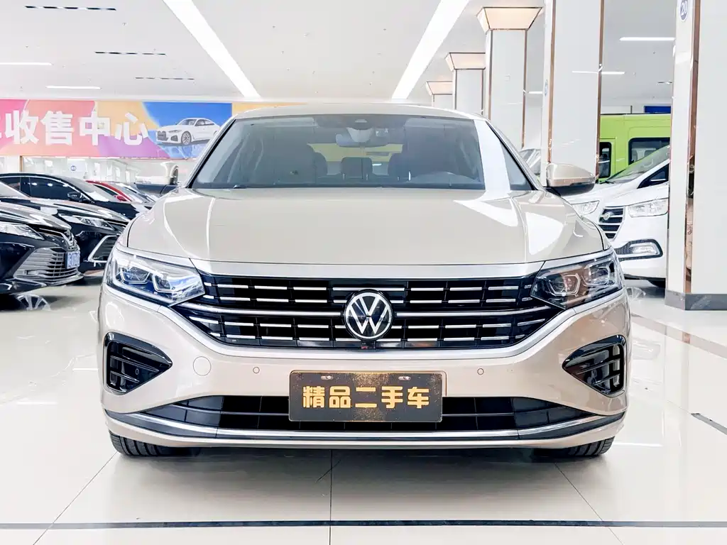 Volkswagen Passat — фото 2