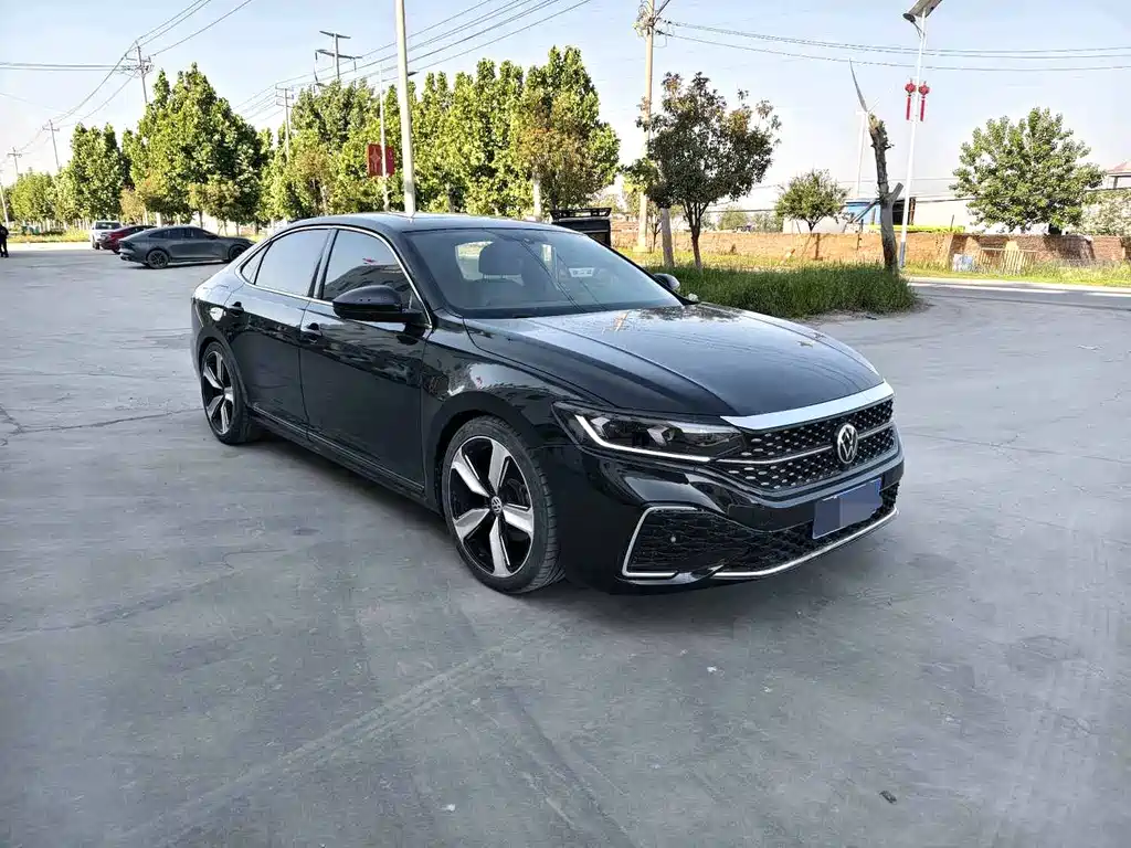 Volkswagen Passat — фото 3