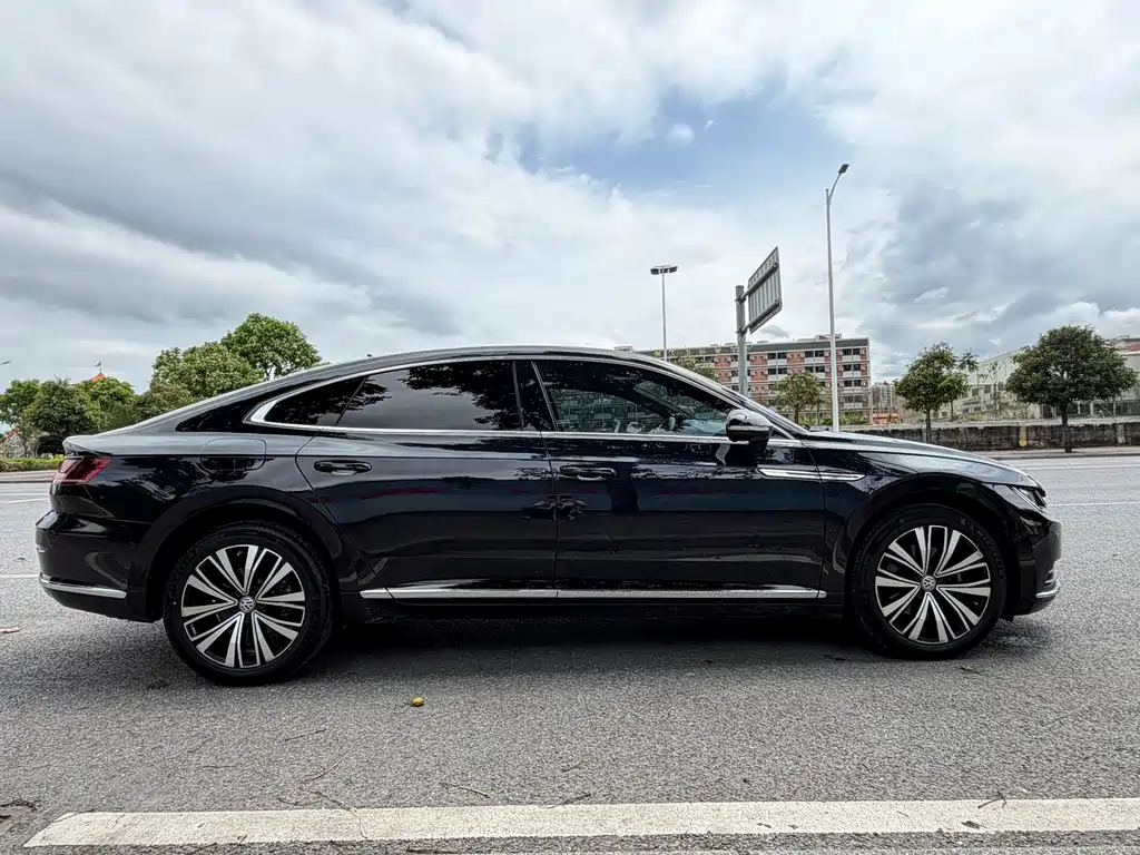 Volkswagen CC — фото 3