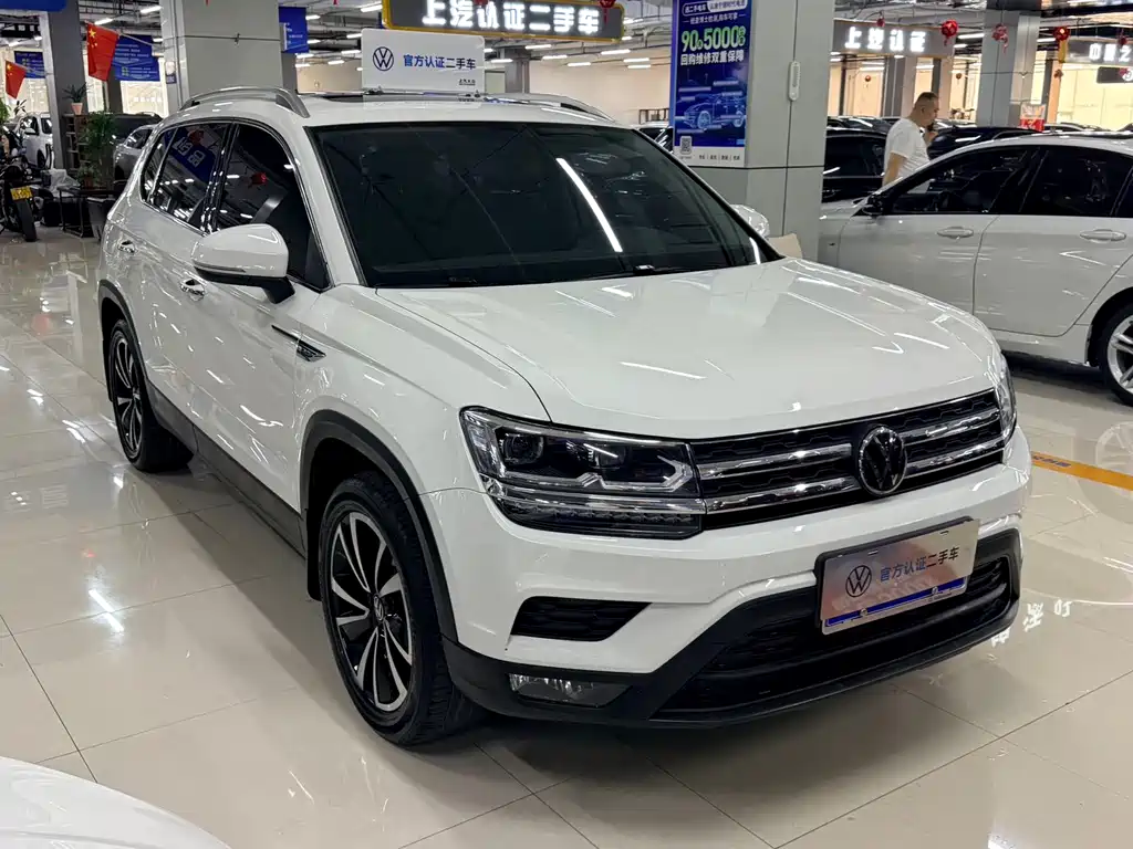 Volkswagen Tharu — фото 3