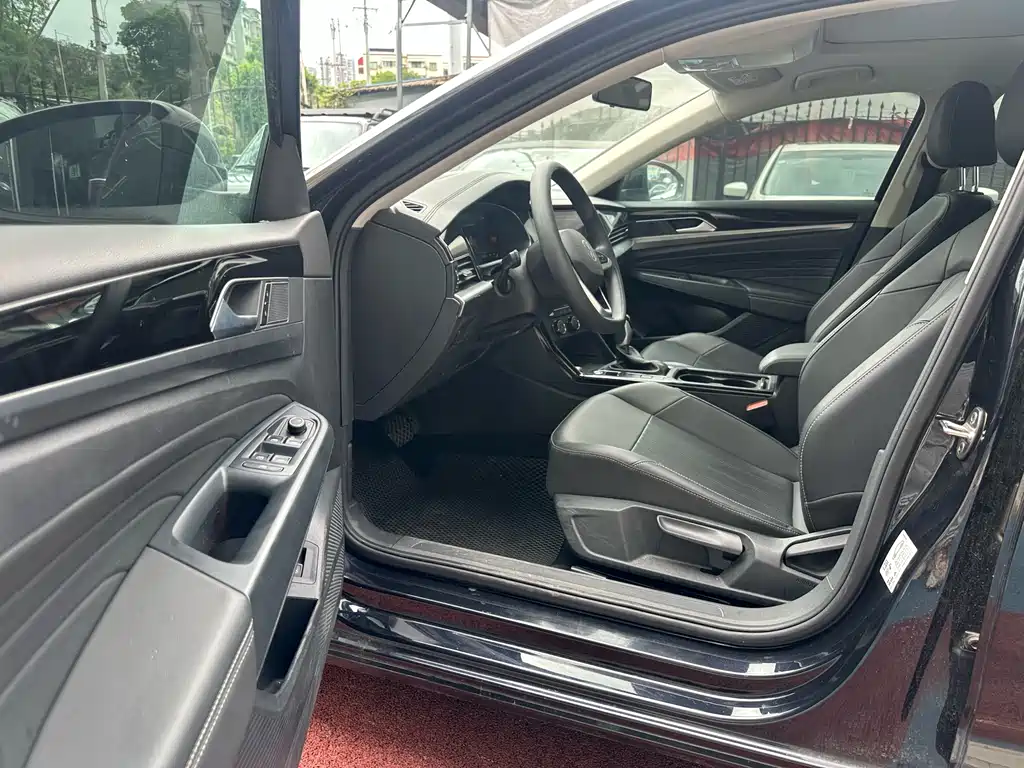 Volkswagen Passat — фото 7