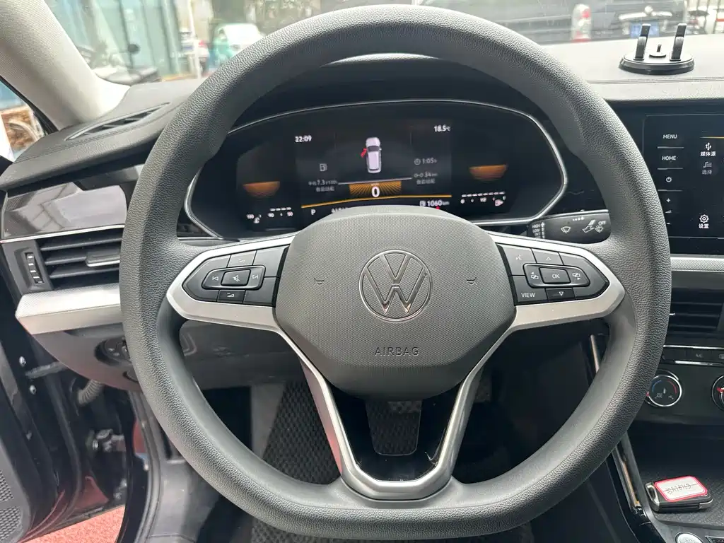 Volkswagen Passat — фото 9