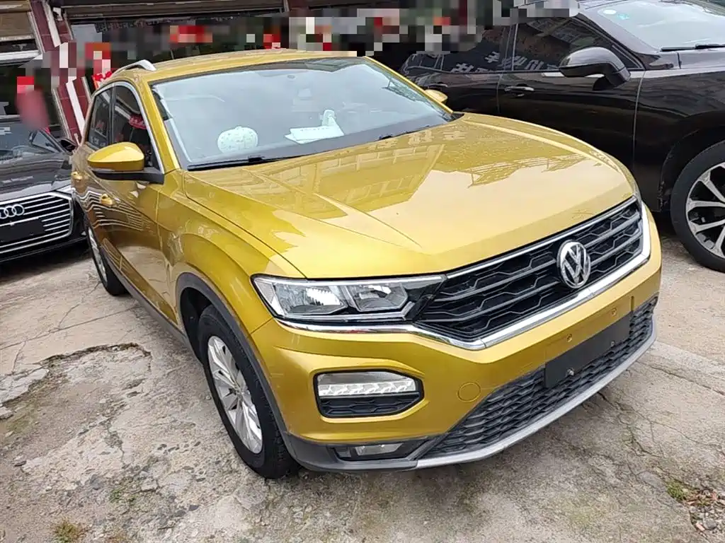 Volkswagen T-Roc — фото 4