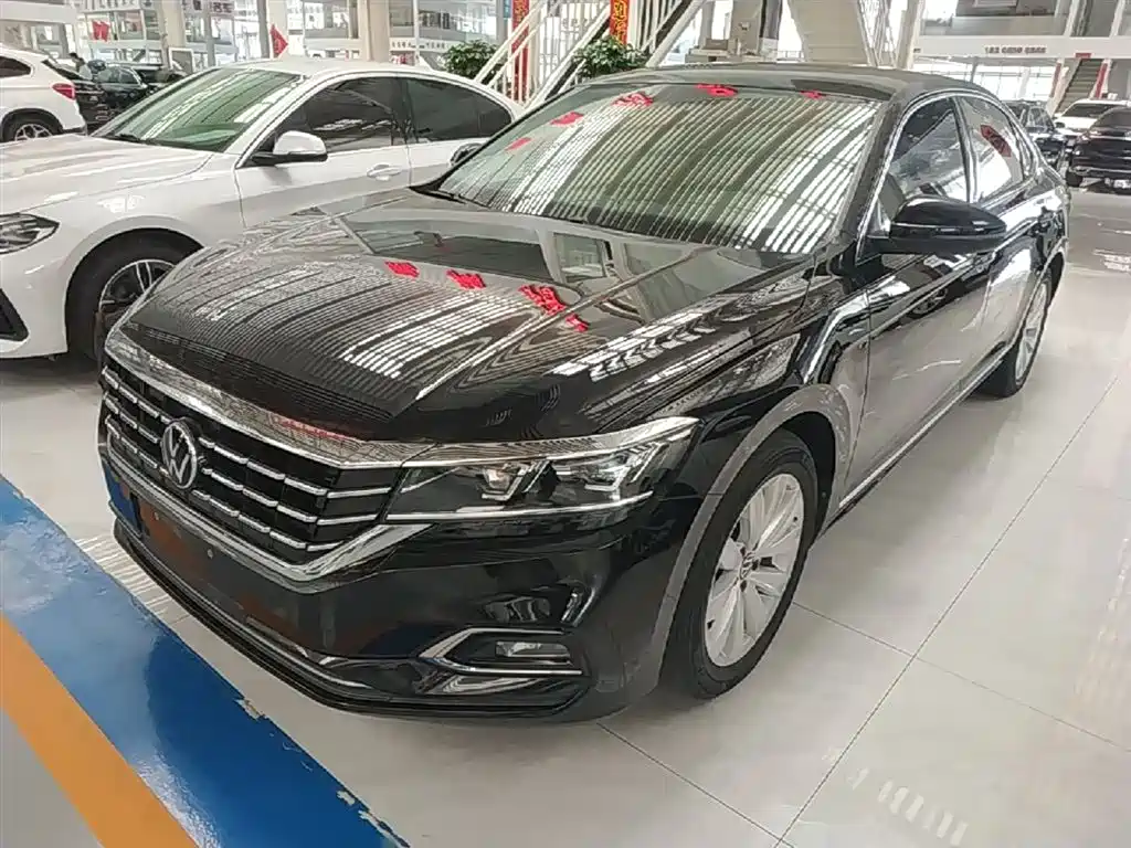 Volkswagen Passat — фото 2
