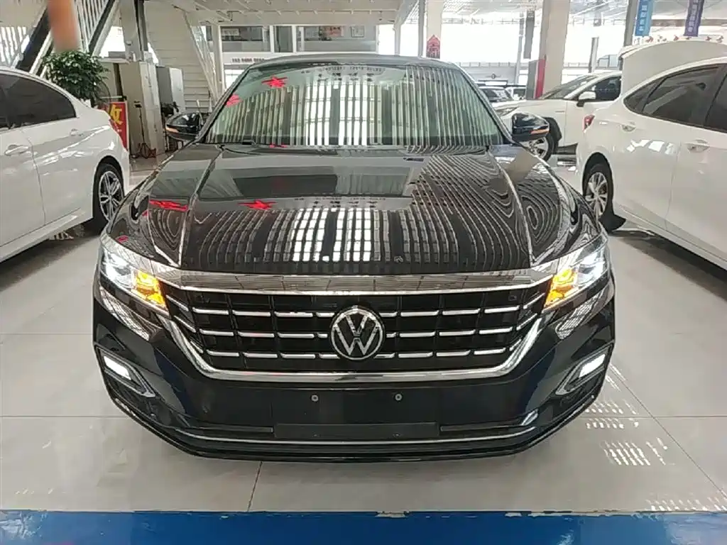 Volkswagen Passat — фото 3