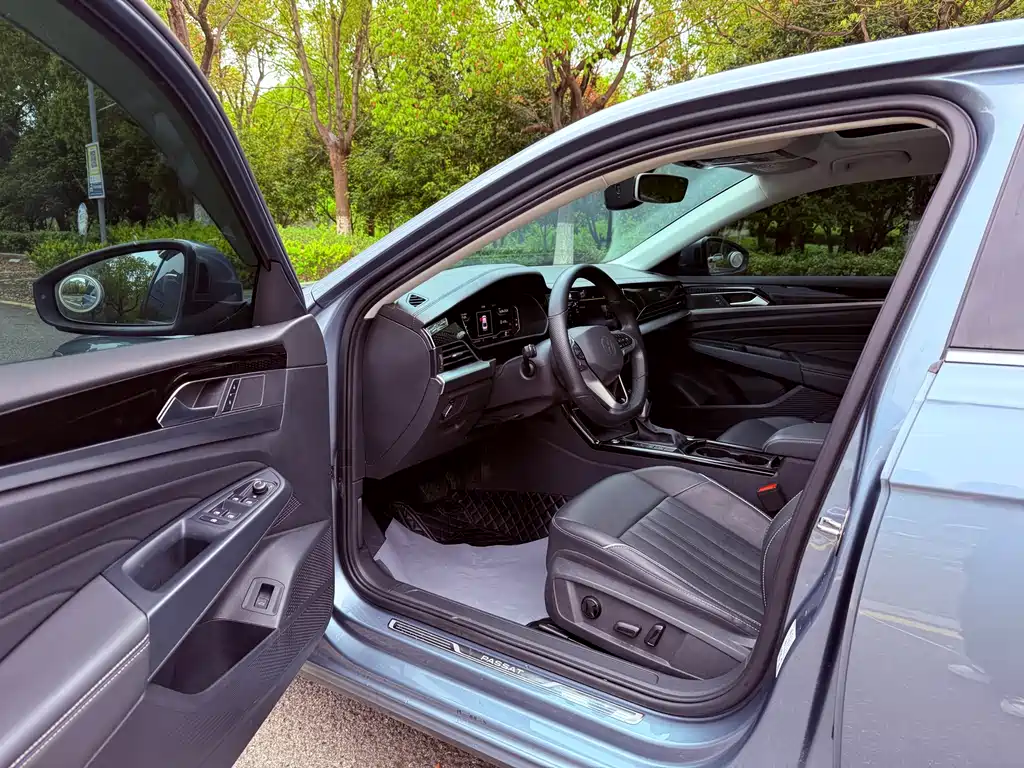 Volkswagen Passat — фото 7