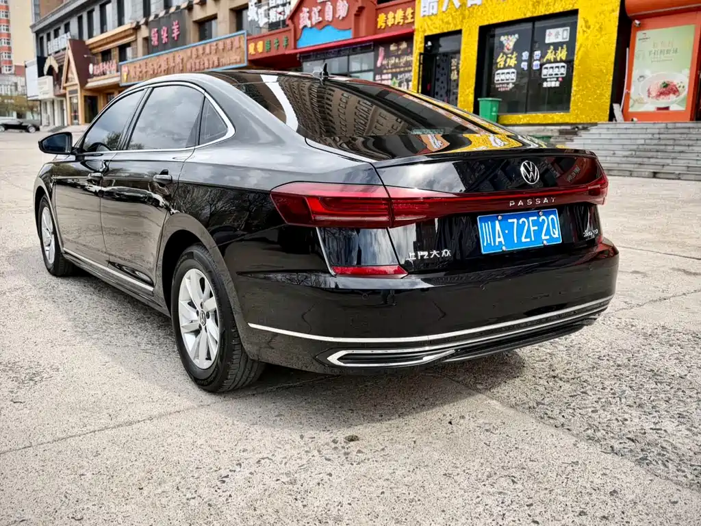 Volkswagen Passat — фото 4