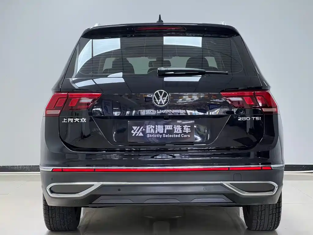 Volkswagen Tiguan L — фото 5