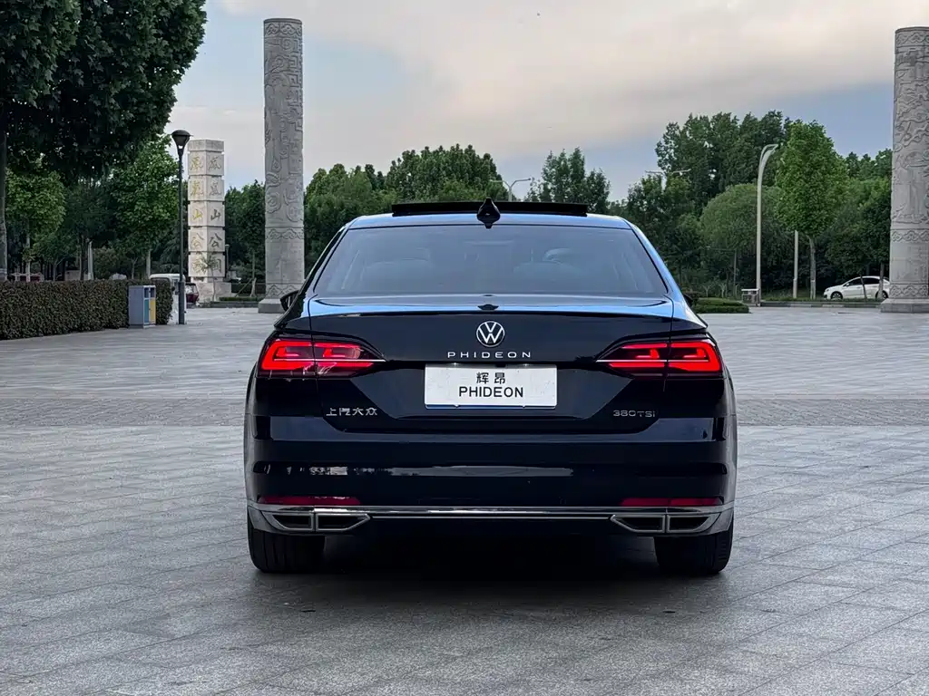 Volkswagen Phideon — фото 5