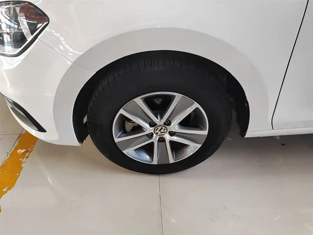 Volkswagen Santana — фото 23