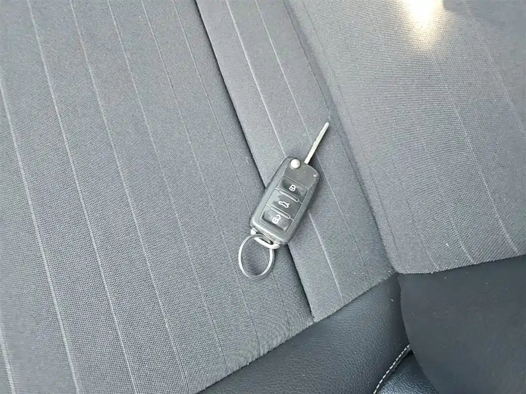 Volkswagen Tiguan — фото 9