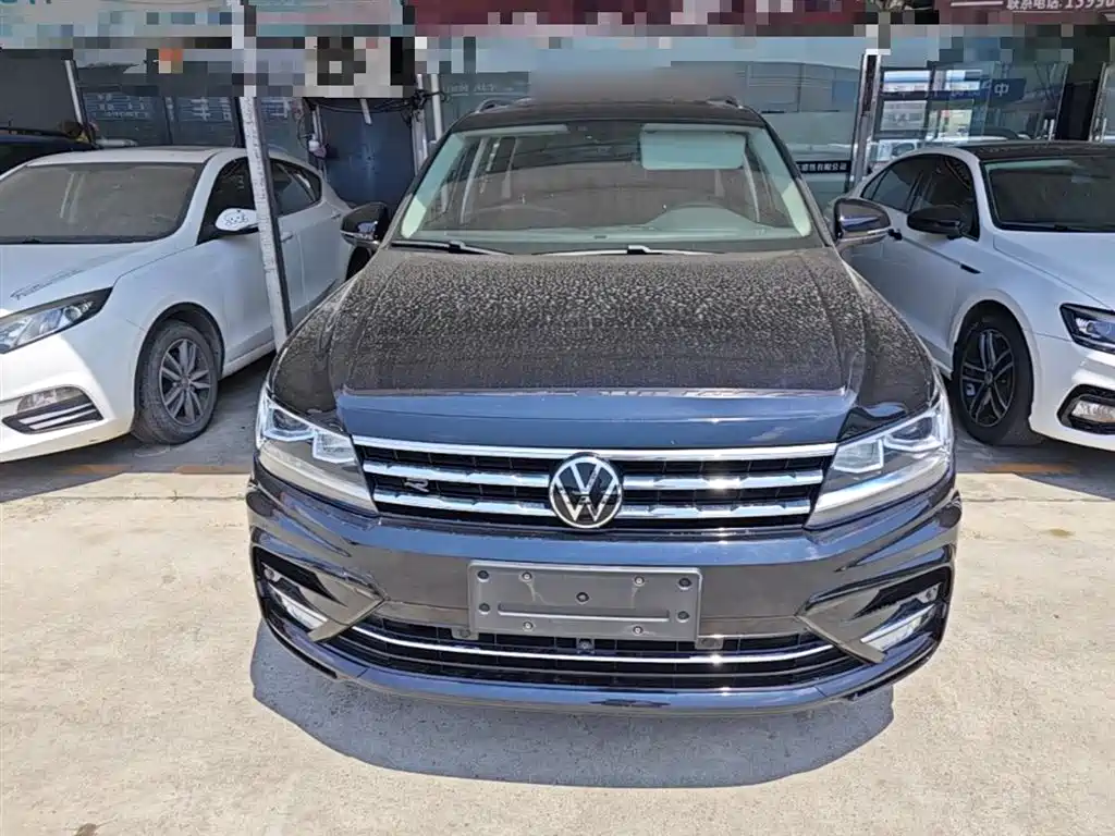 Volkswagen Tiguan L — фото 3