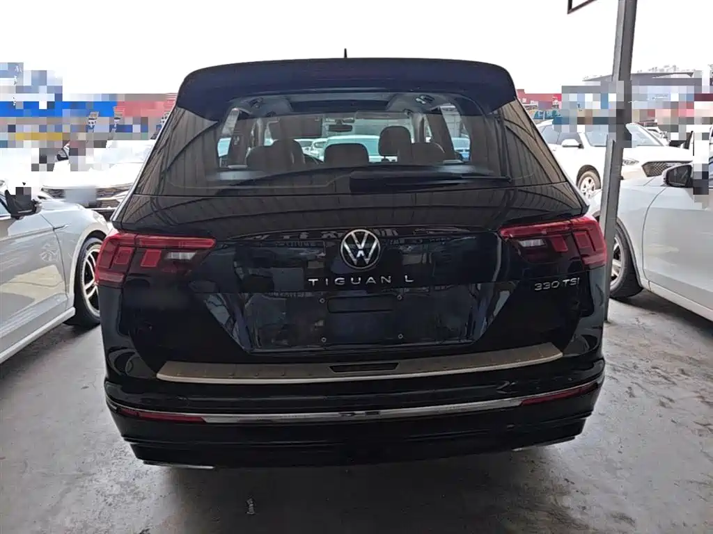 Volkswagen Tiguan L — фото 6
