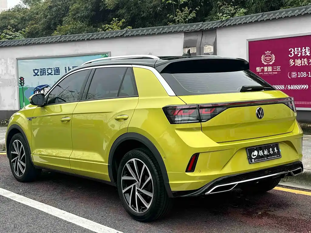 Volkswagen T-Roc — фото 6