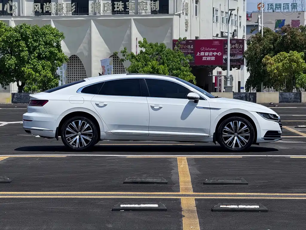 Volkswagen CC — фото 7