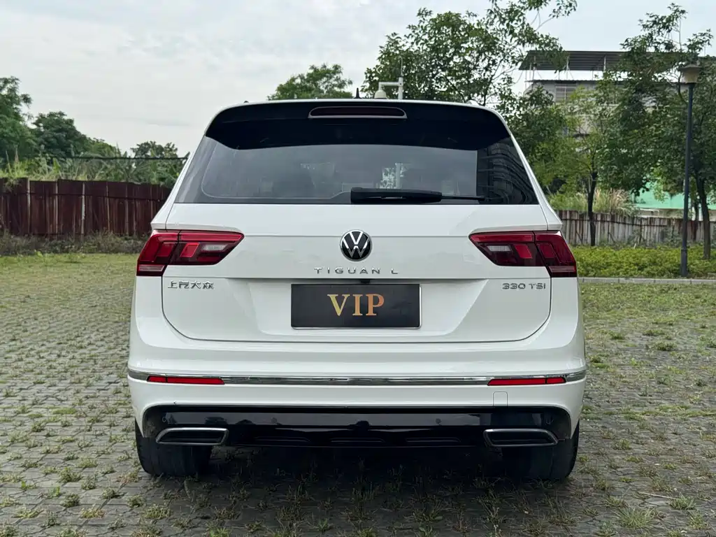 Volkswagen Tiguan L — фото 5