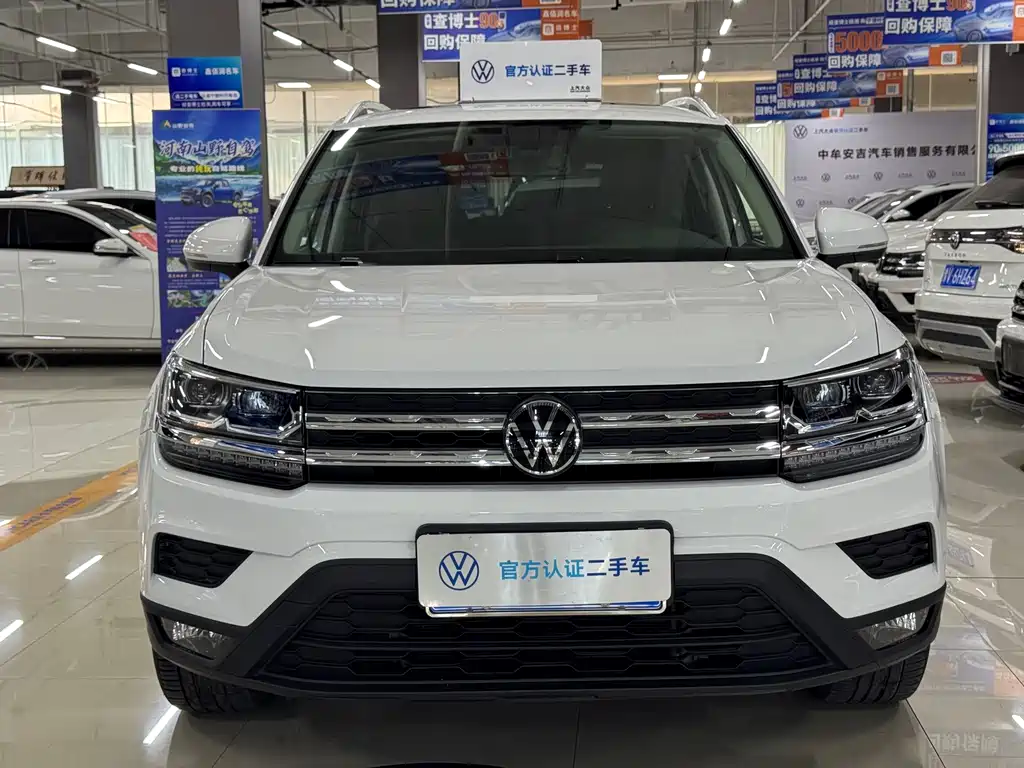 Volkswagen Tharu — фото 2
