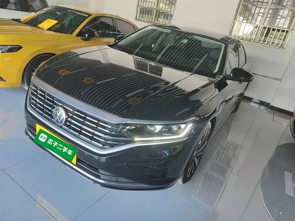Volkswagen Passat — фото 2