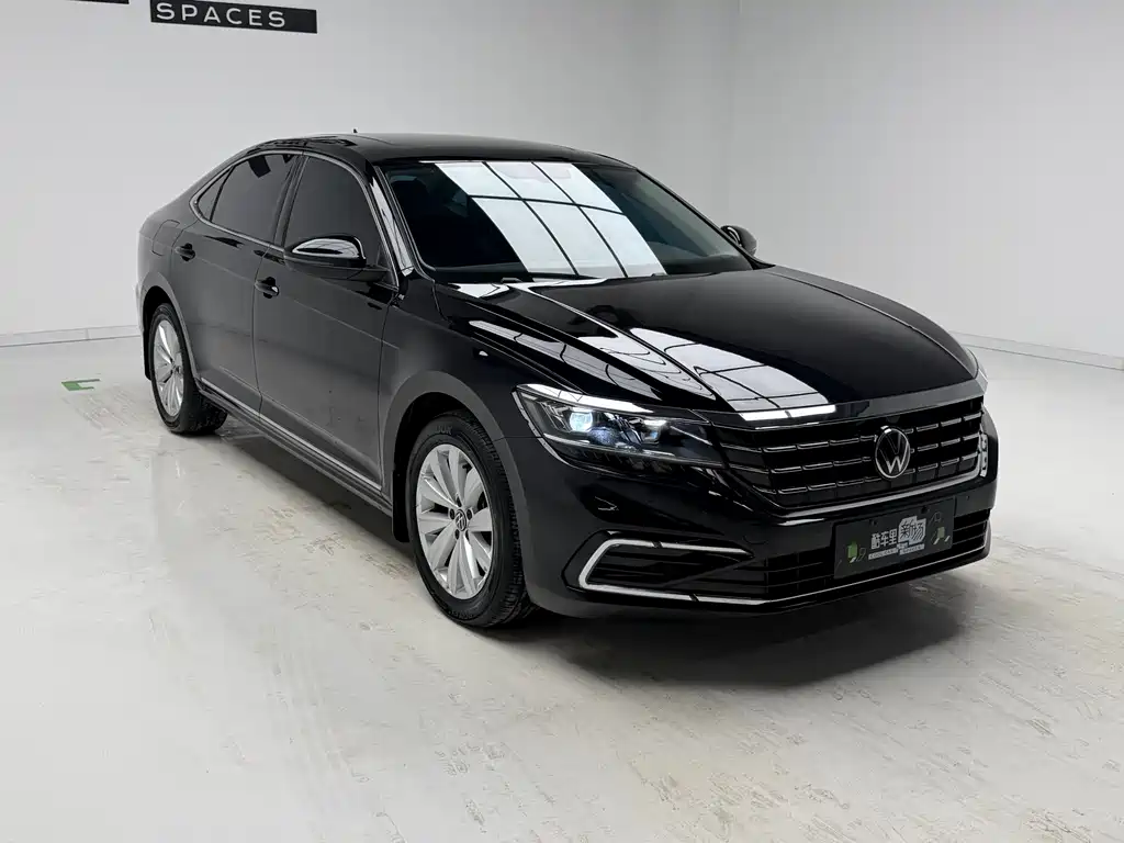 Volkswagen Passat — фото 3
