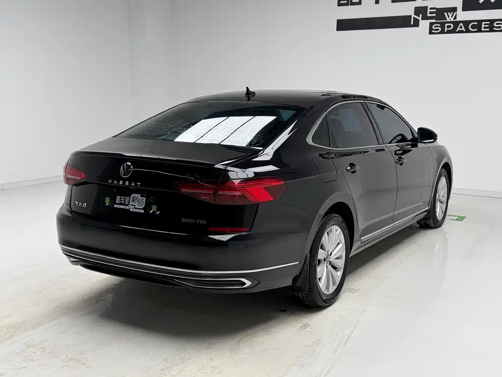 Volkswagen Passat — фото 4