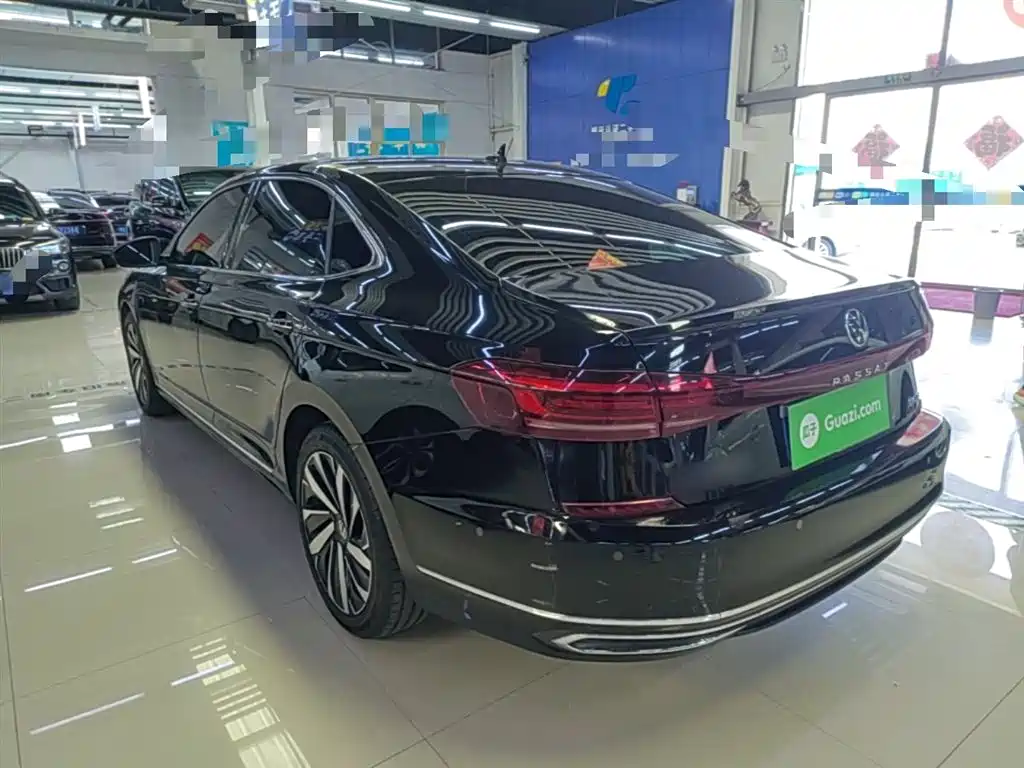 Volkswagen Passat — фото 5