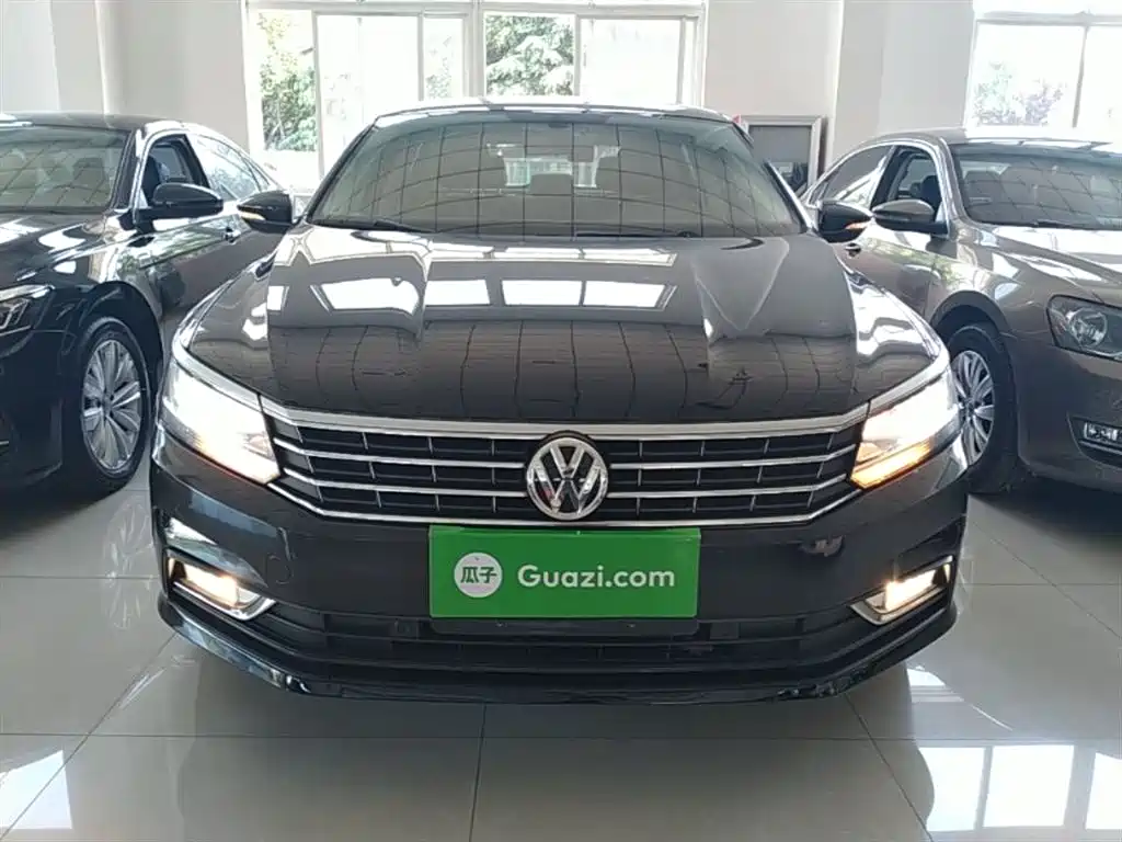 Volkswagen Passat — фото 3