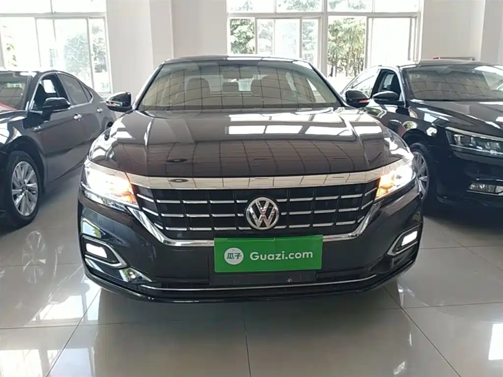 Volkswagen Passat — фото 3