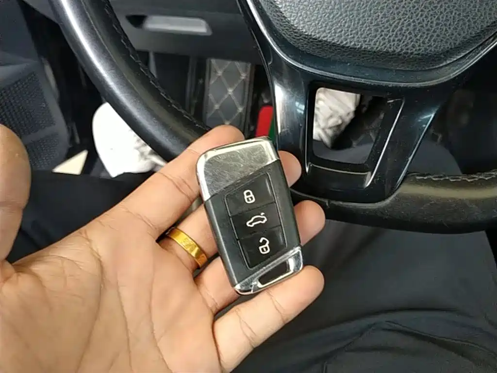 Volkswagen Passat — фото 9