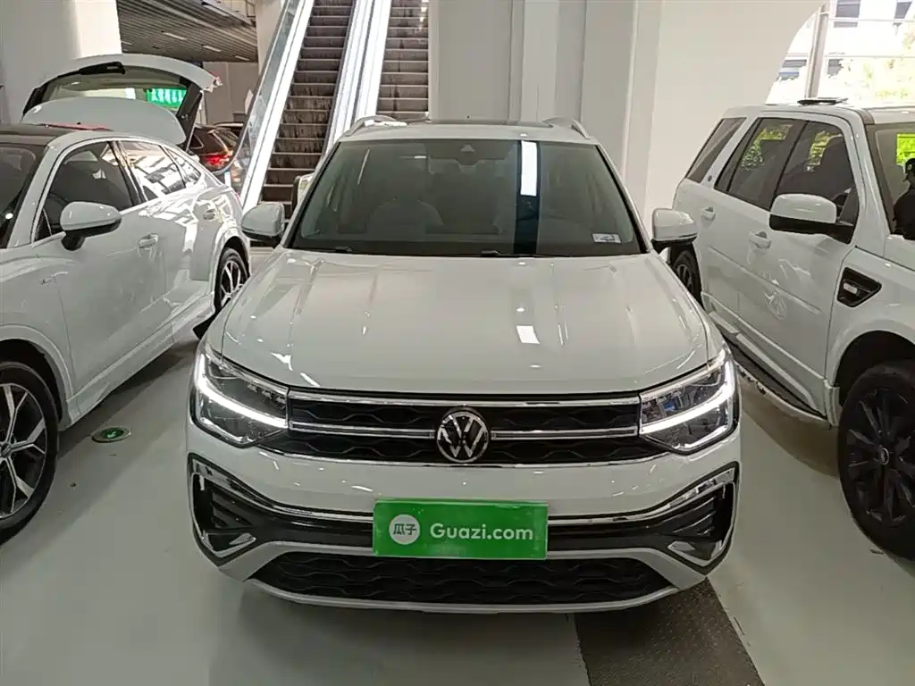 Volkswagen Tharu — фото 3