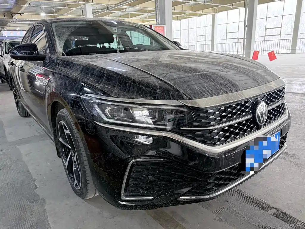 Volkswagen Passat — фото 3