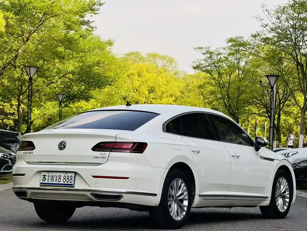 Volkswagen CC — фото 5