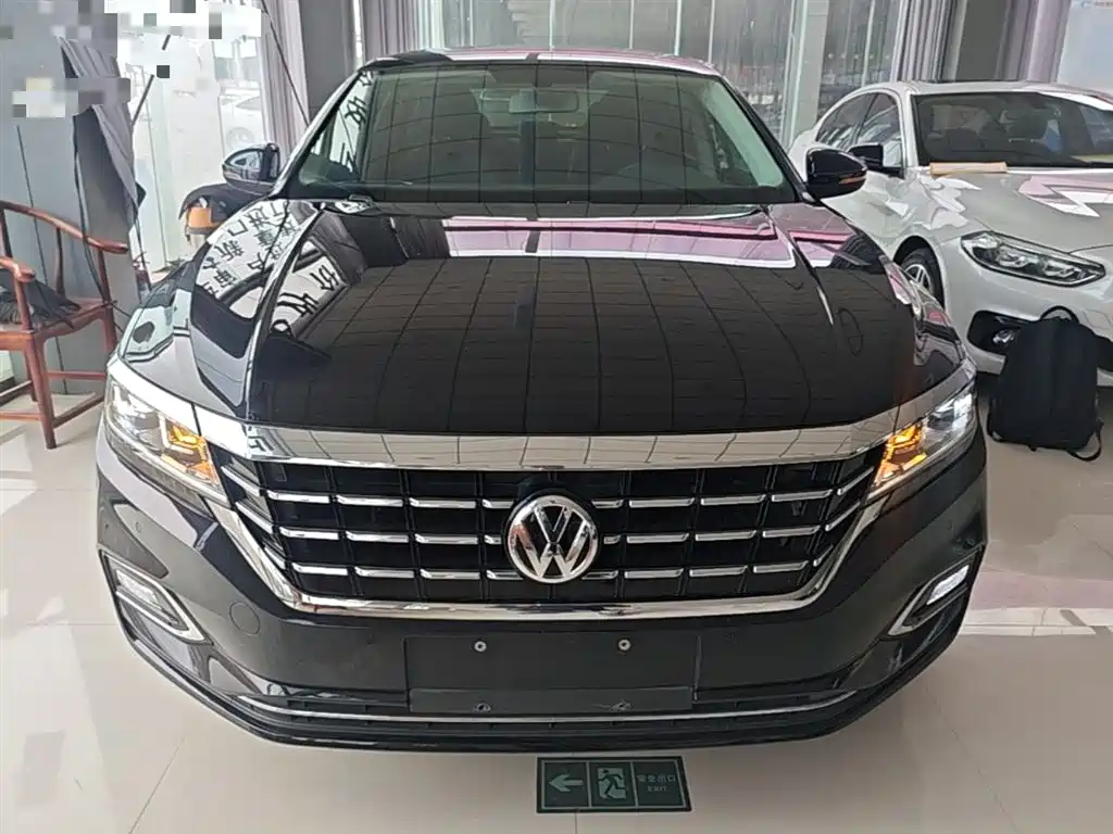 Volkswagen Passat — фото 3