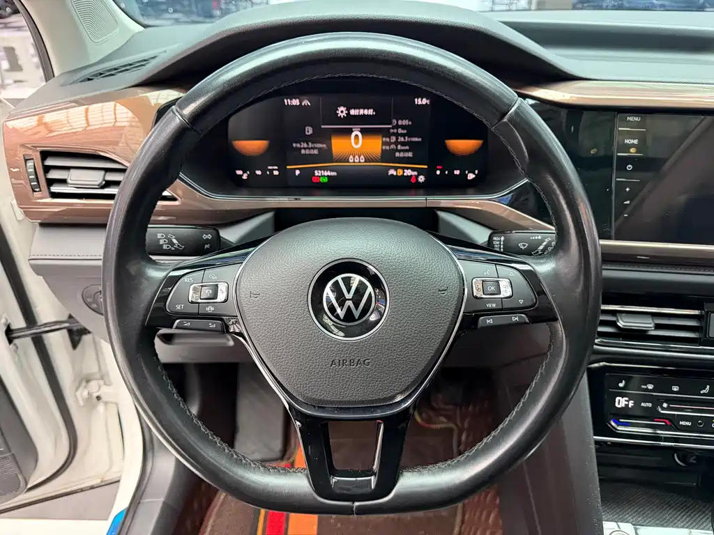 Volkswagen Tharu — фото 7