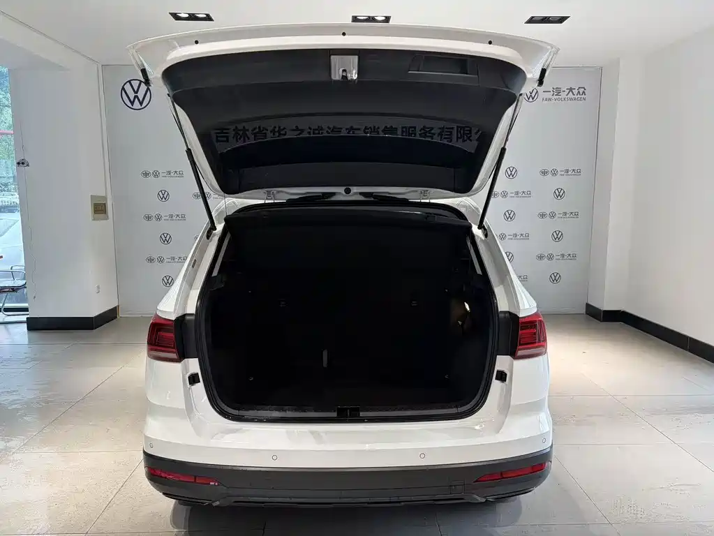 Volkswagen Tharu — фото 13