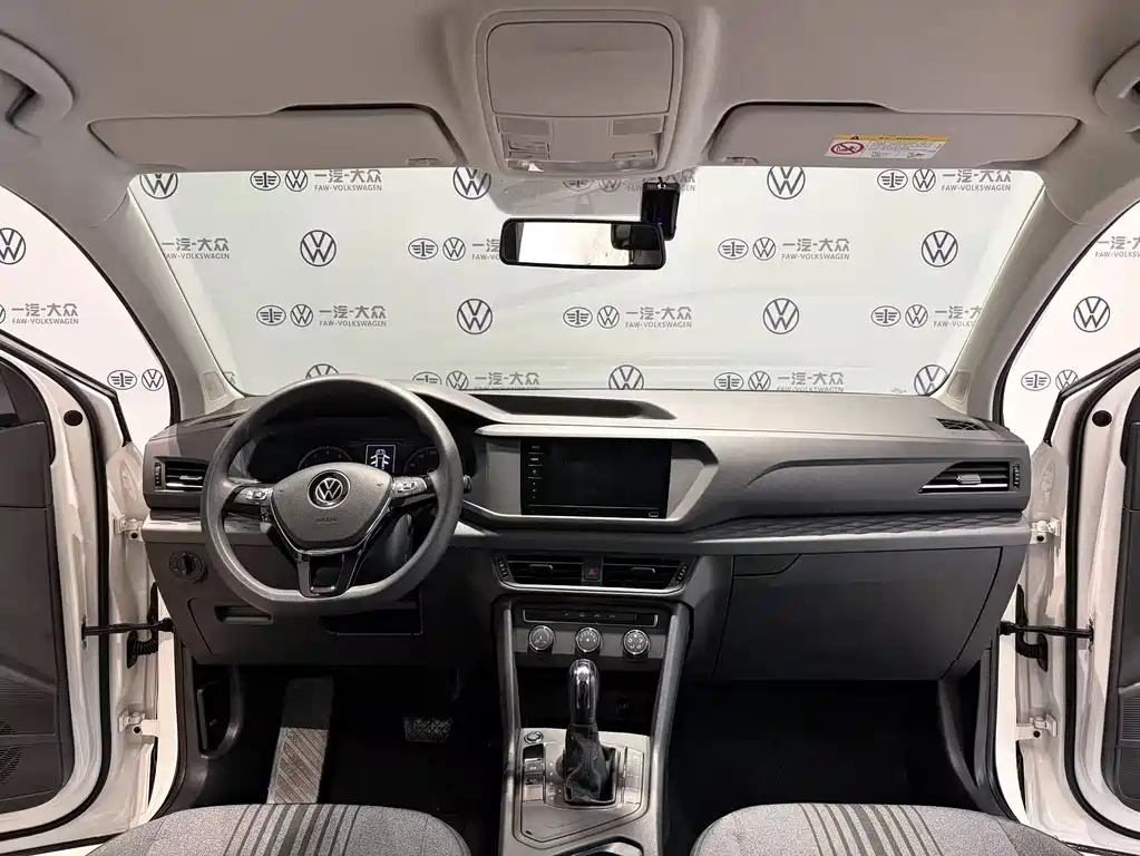 Volkswagen Tharu — фото 15