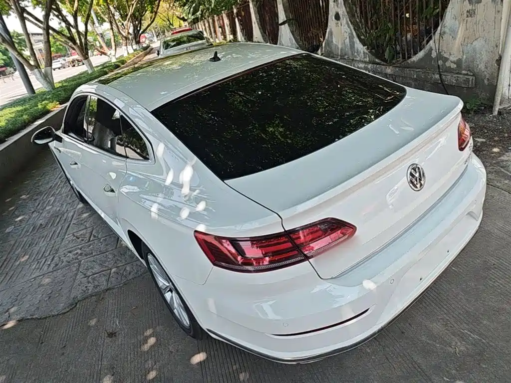 Volkswagen CC — фото 5
