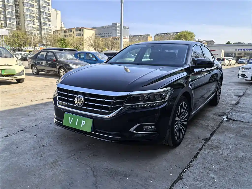 Volkswagen Passat — фото 2