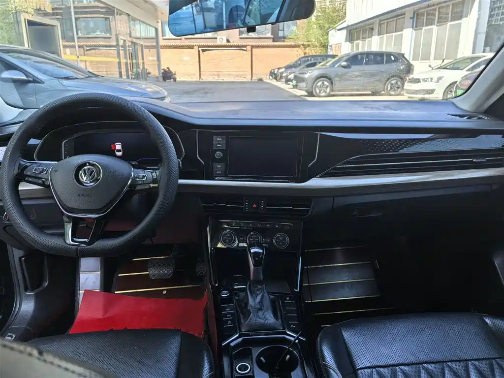 Volkswagen Passat — фото 8