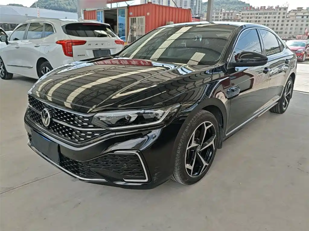 Volkswagen Passat — фото 2