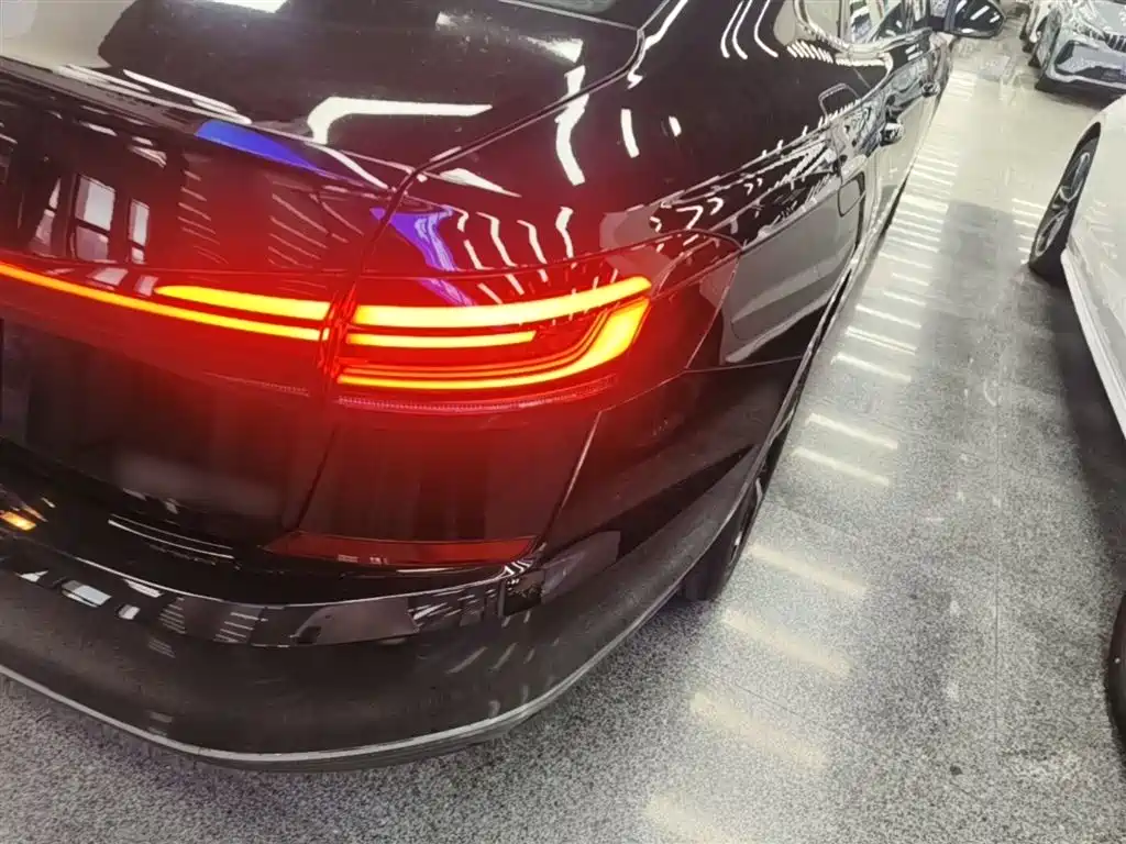 Volkswagen Passat — фото 8