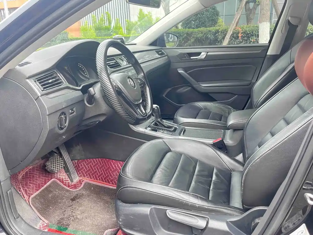 Volkswagen Passat — фото 5