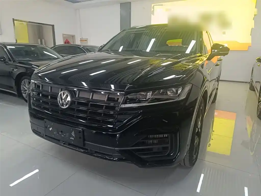 Volkswagen Touareg — фото 2