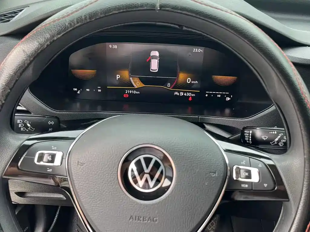 Volkswagen Tharu — фото 2